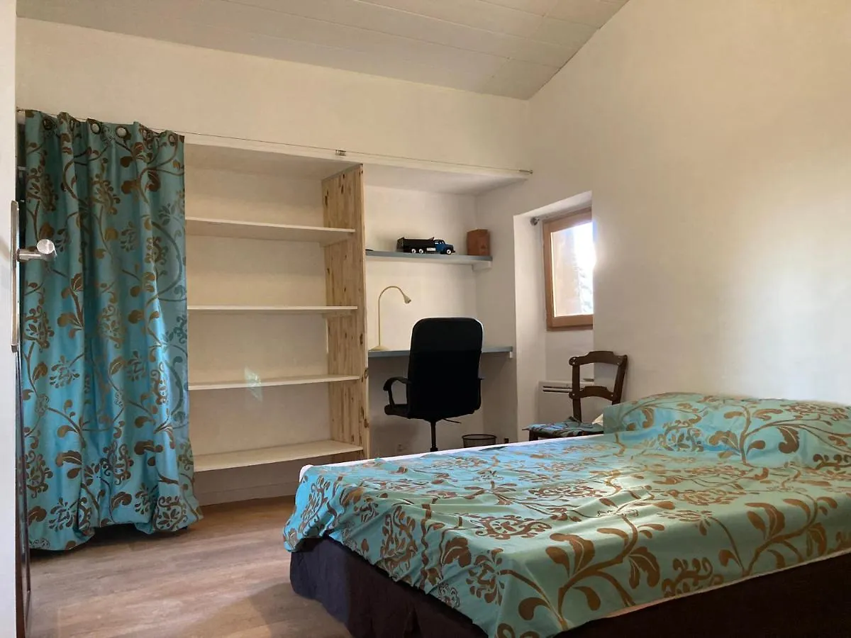 Pelissanne, Superbe Appartement Entierement Renove Pelissanne